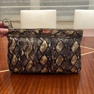 Jimmy Choo Snake-Print Clutch bag wallet in Beige and Black